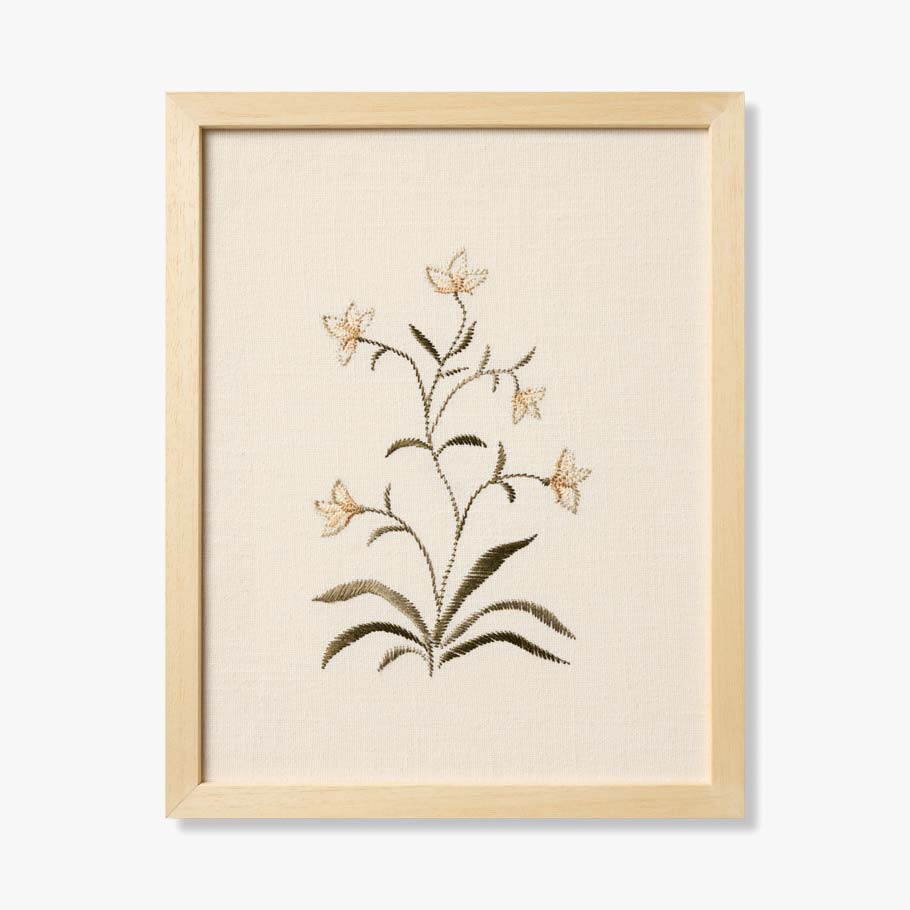 PIXIE FLOWERS BEIGE