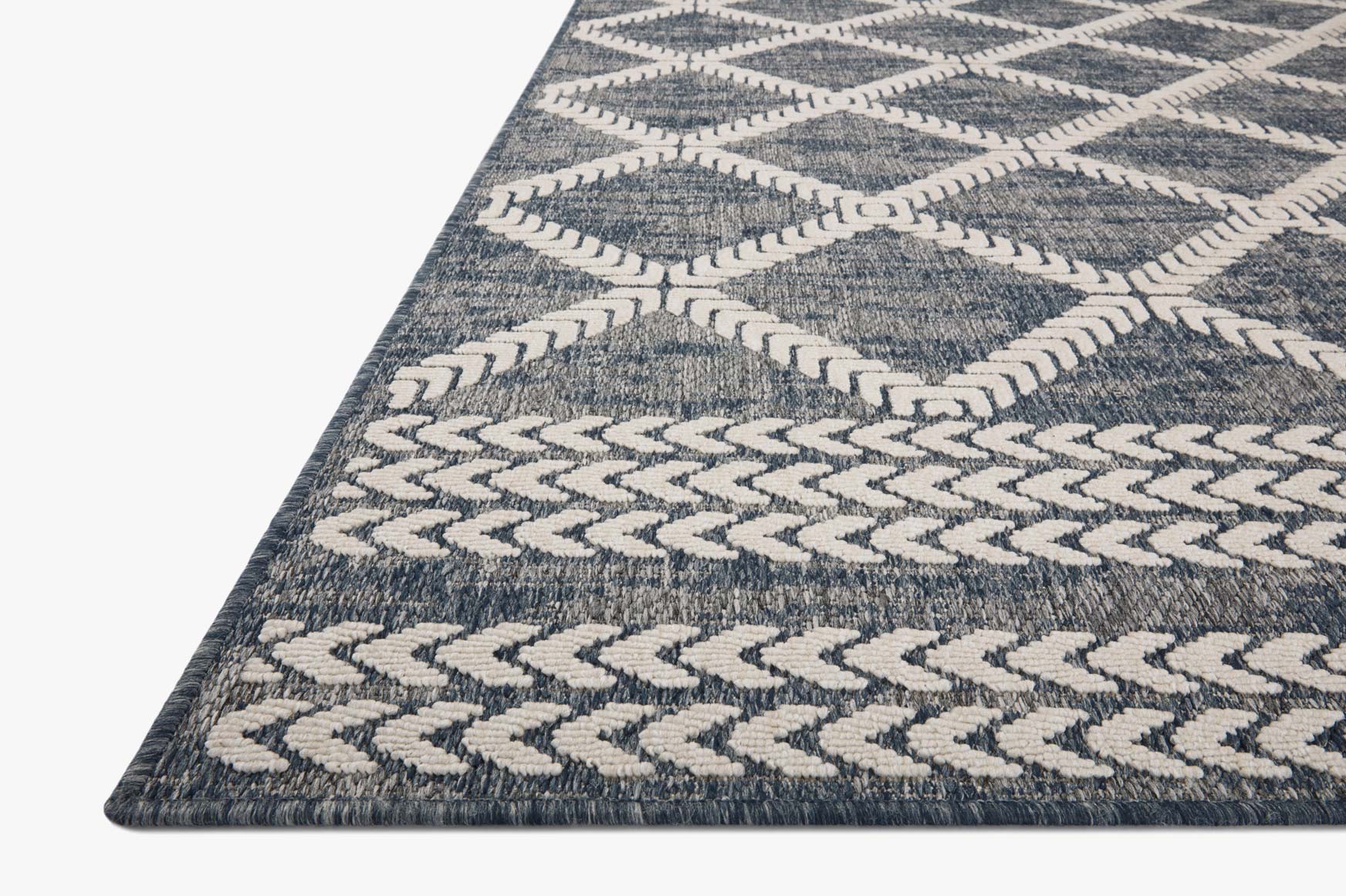 RAI-01 IVORY / GREY & Loloi Rugs